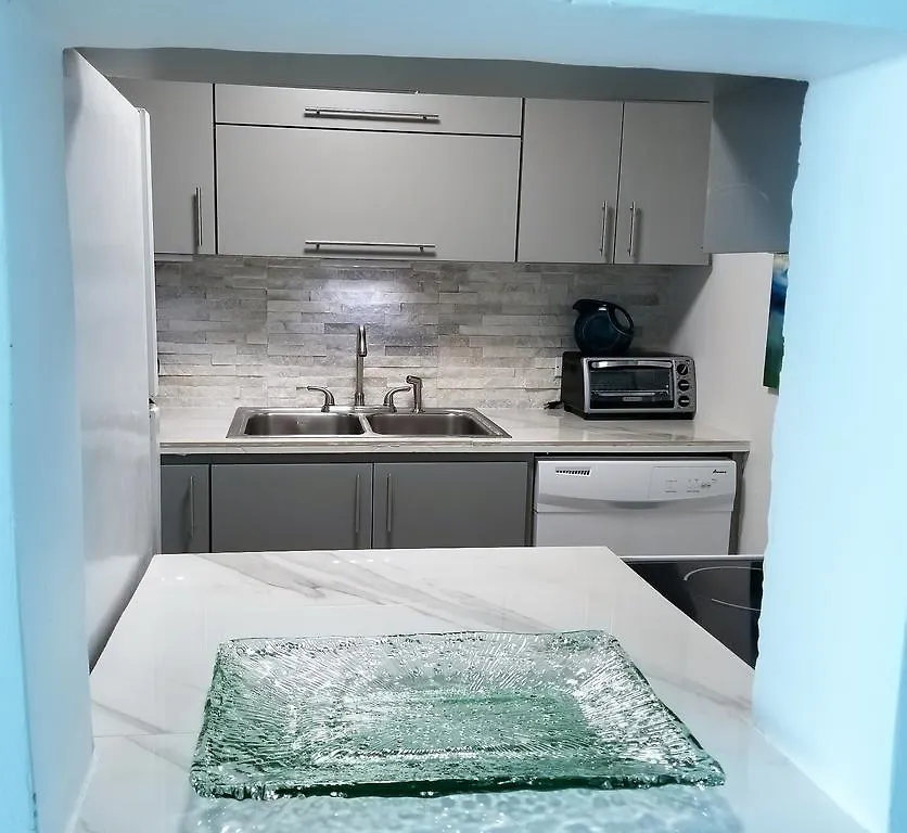 Апарт-отель Апарт отель Esj Towers - Ocean View / 2 Bds Apt Сан-Хуан